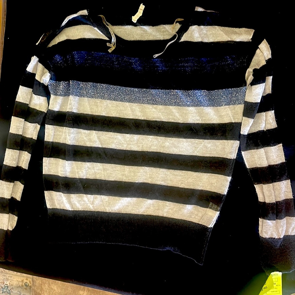 Willow & Clay Transparent Long-sleeve